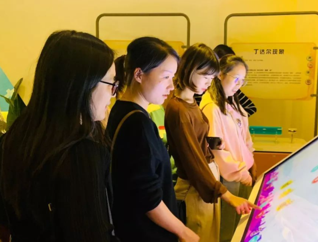 应着力提高对教育科技范畴复杂矛盾的专业化审理能力效果转化